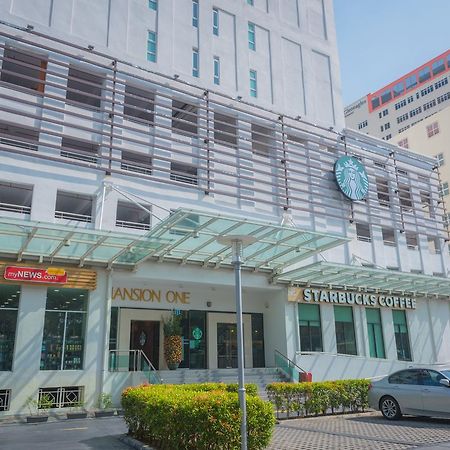 Mansion One Service Apartment George Town Bagian luar foto
