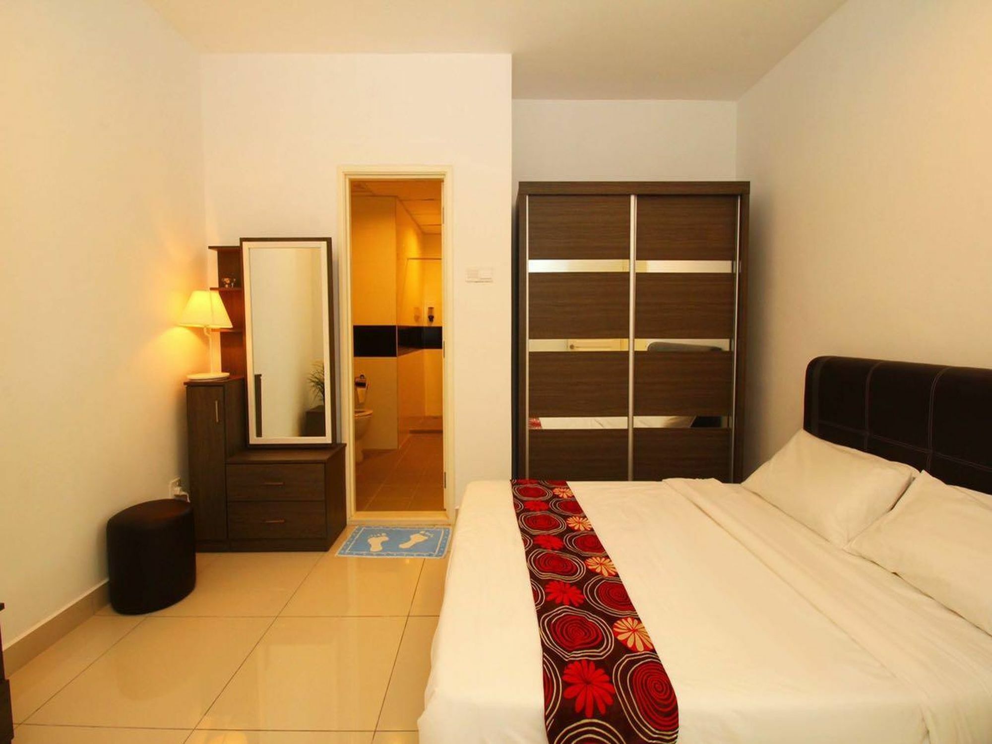 Mansion One Service Apartment George Town Bagian luar foto