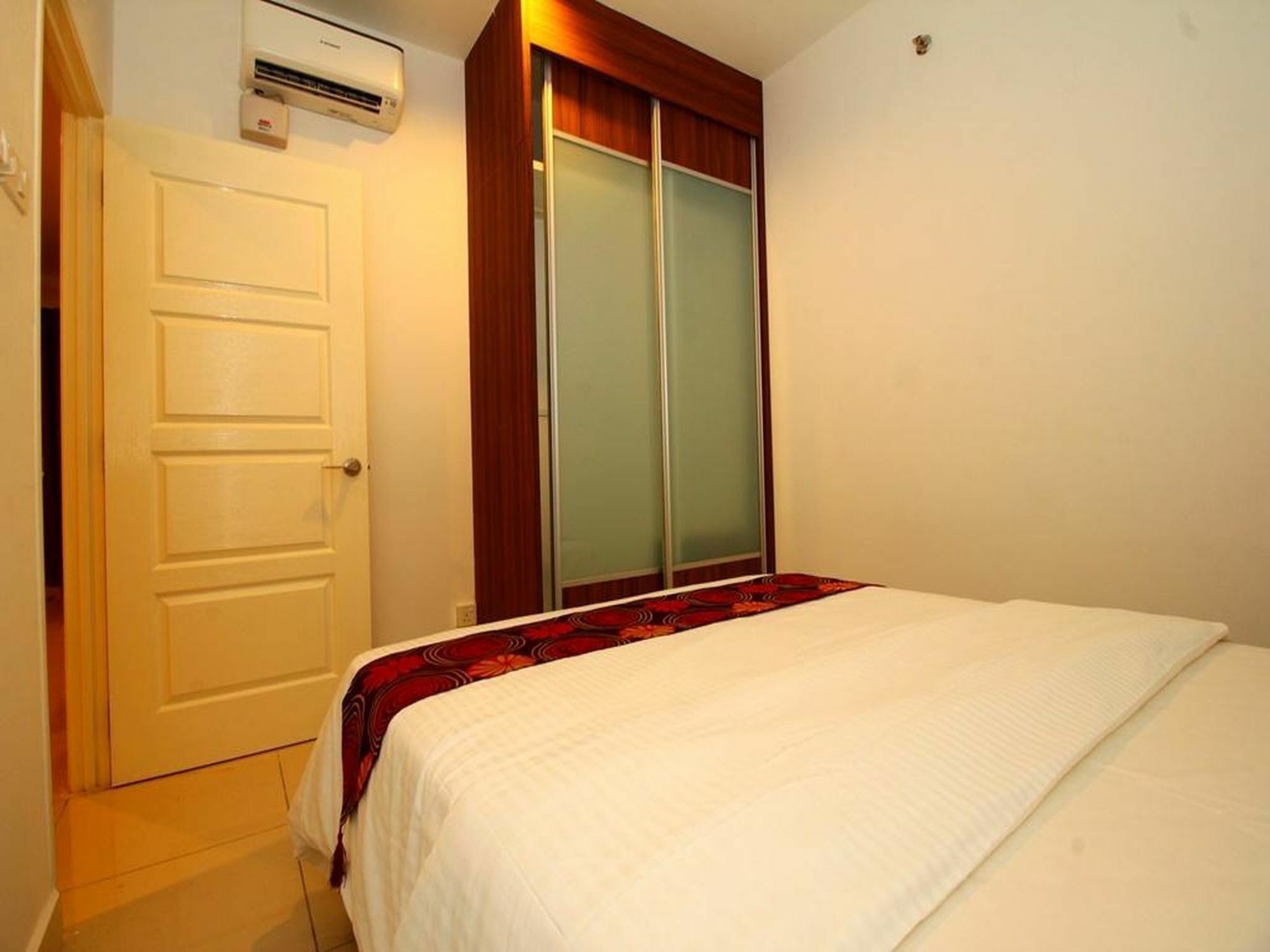 Mansion One Service Apartment George Town Bagian luar foto