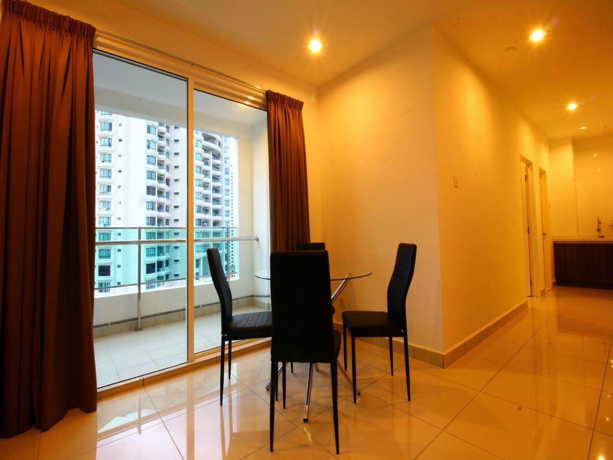 Mansion One Service Apartment George Town Bagian luar foto