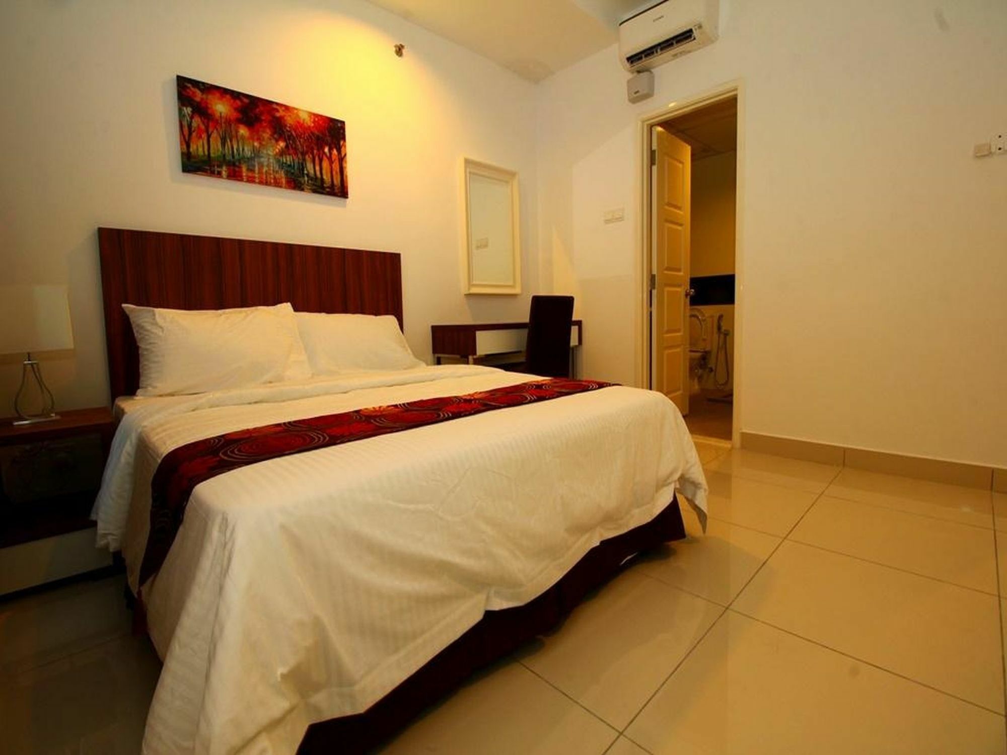 Mansion One Service Apartment George Town Bagian luar foto