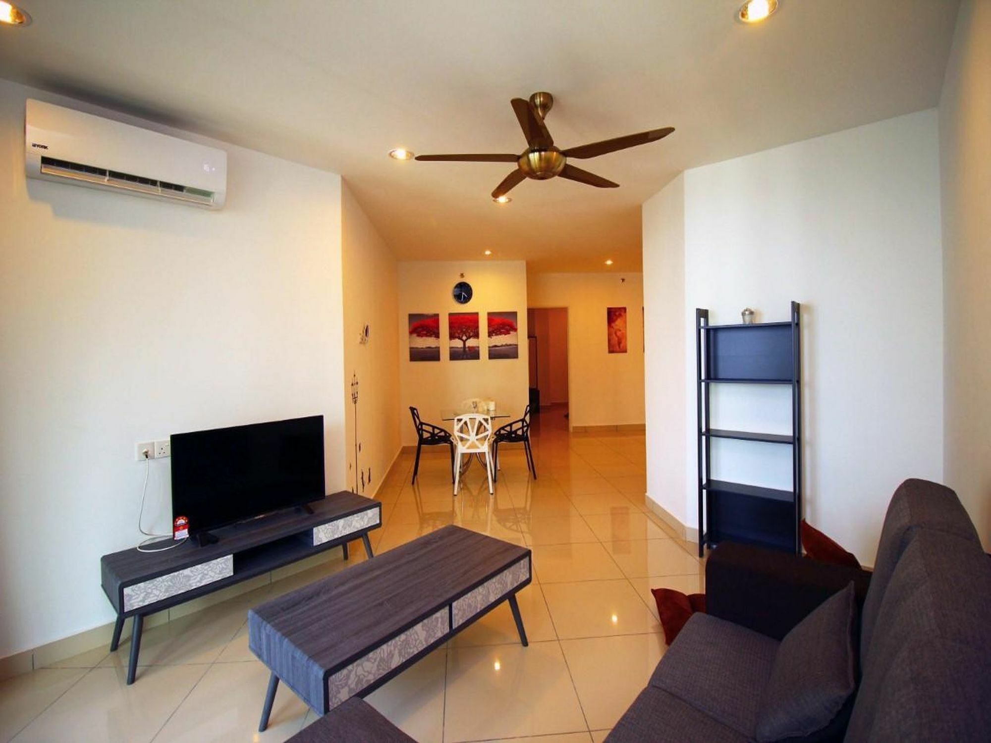Mansion One Service Apartment George Town Bagian luar foto